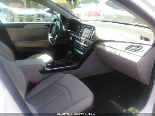 Hyundai SONATA SE 2019 5NPE24AF2KH783662 Image 6
