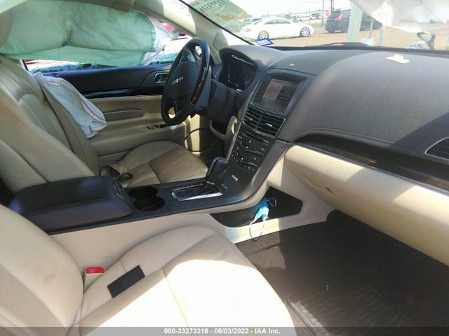 2019 Lincoln MKT, VIN: 2LMHJ5AT3KBL02907