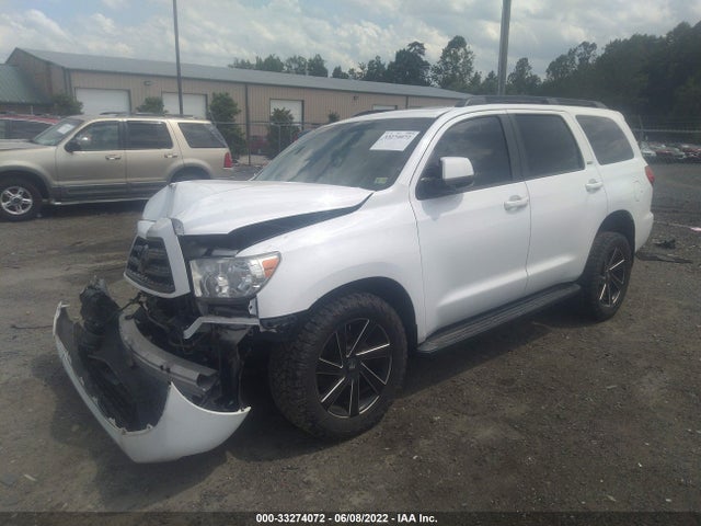 2016 Toyota Sequoia, VIN: 5TDBY5G19GS131710