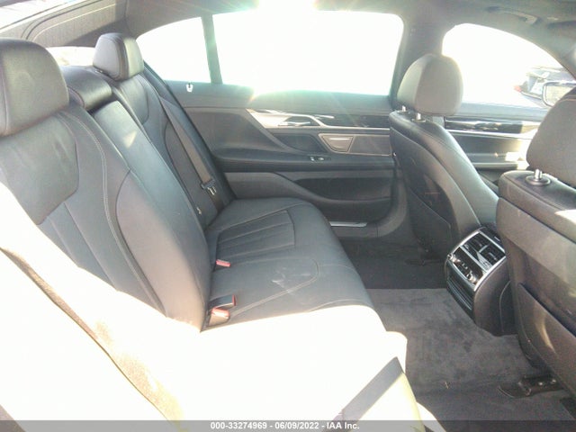 2017 BMW 7 Series, VIN: WBA7E2C56HG740400
