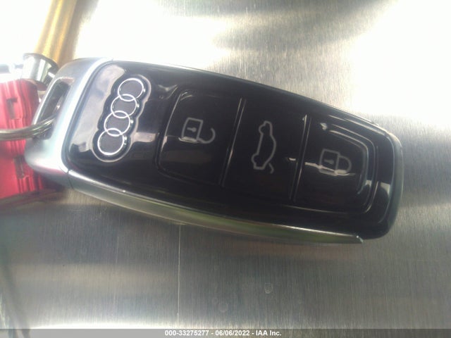 2019 Audi A8, VIN: WAU8DAF85KN002081