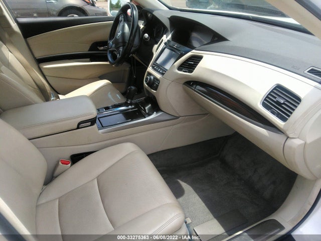 2016 Acura RLX, VIN: JH4KC1F94GC000375