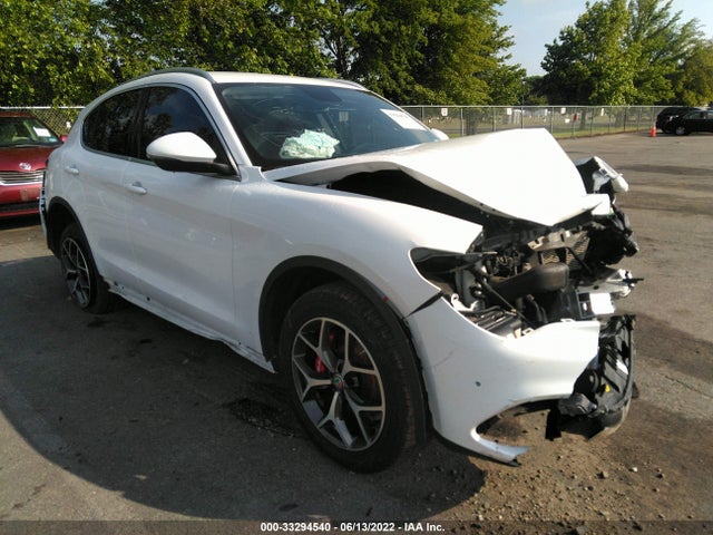 2019 Alfa Romeo Stelvio, VIN: ZASPAKBN8K7C41645