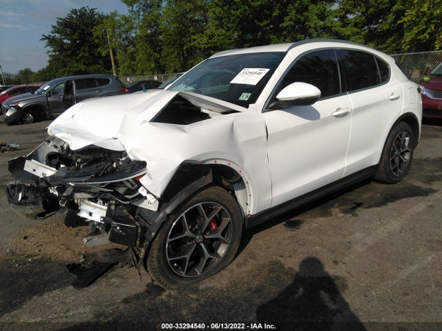 2019 Alfa Romeo Stelvio, VIN: ZASPAKBN8K7C41645