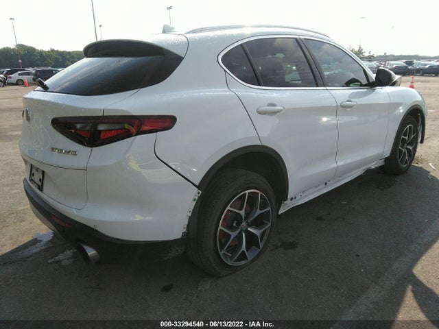2019 Alfa Romeo Stelvio, VIN: ZASPAKBN8K7C41645