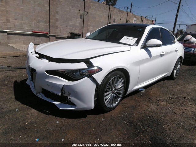 2018 Alfa Romeo Giulia, VIN: ZARFAECNXJ7590086