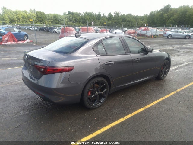 2021 Alfa Romeo Giulia, VIN: ZARFANBN3M7639957