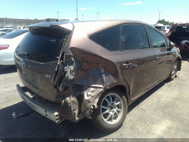 Toyota Prius V Two/five/three/four 2015 JTDZN3EU8FJ021350 Image 4