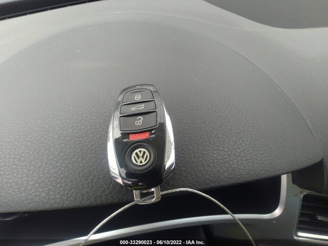 2015 Volkswagen Touareg, VIN: WVGEF9BP3FD005595