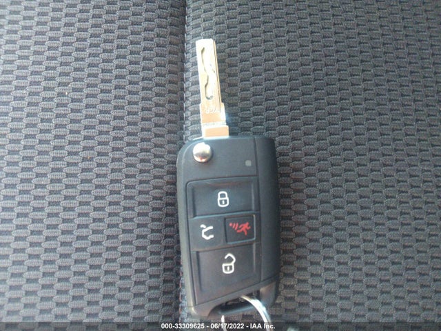 2018 Volkswagen Golf, VIN: 3VW117AU3JM766392