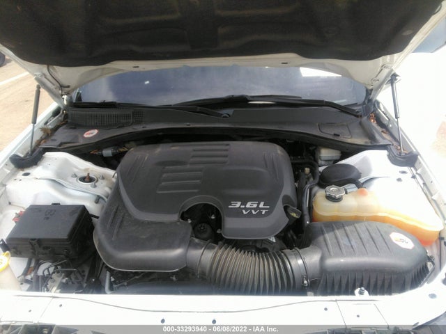 Chrysler 300 2014 2C3CCAAG0EH355277 Image 10