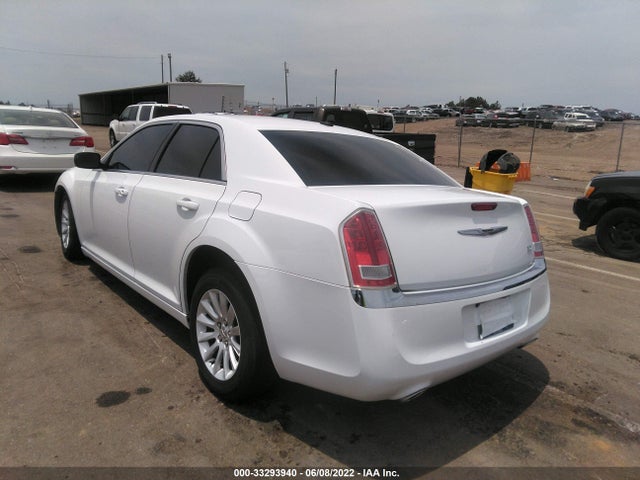 Chrysler 300 2014 2C3CCAAG0EH355277 Image 3
