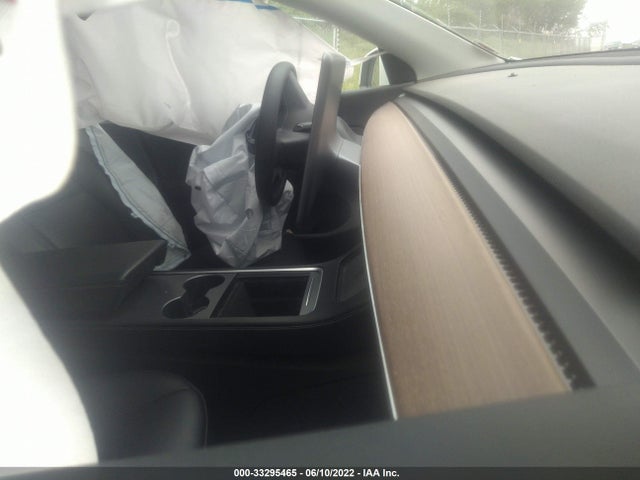 Tesla Model Y Long Range 2021 5YJYGAEEXMF203946 Image 5