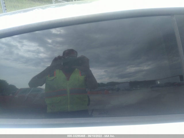 Tesla Model Y Long Range 2021 5YJYGAEEXMF203946 Image 8
