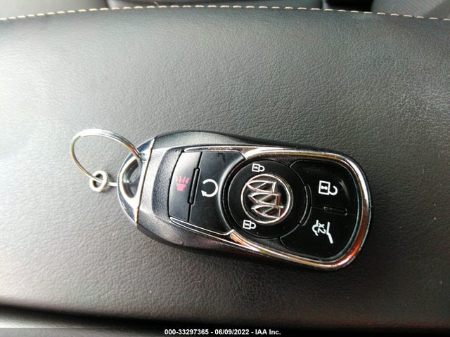 2018 Buick Envision, VIN: LRBFX2SA3JD016189