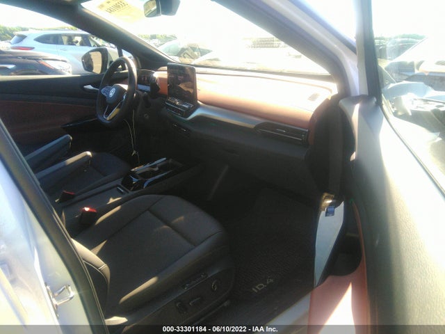 2021 Volkswagen ID.4, VIN: WVGGNPE28MP058188