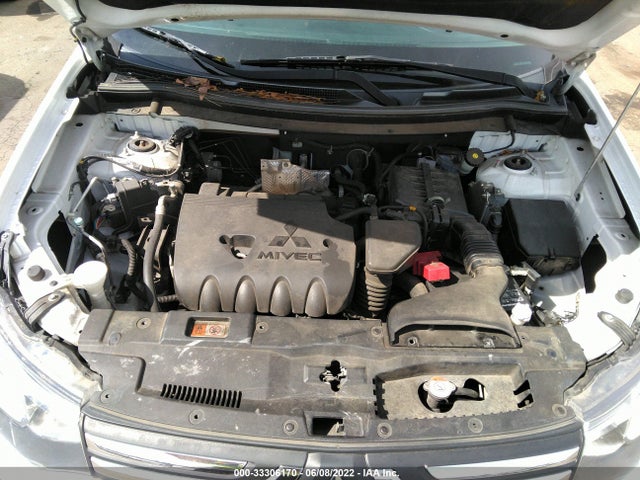 JA4AD3A33EZ013163 Mitsubishi Outlander Se