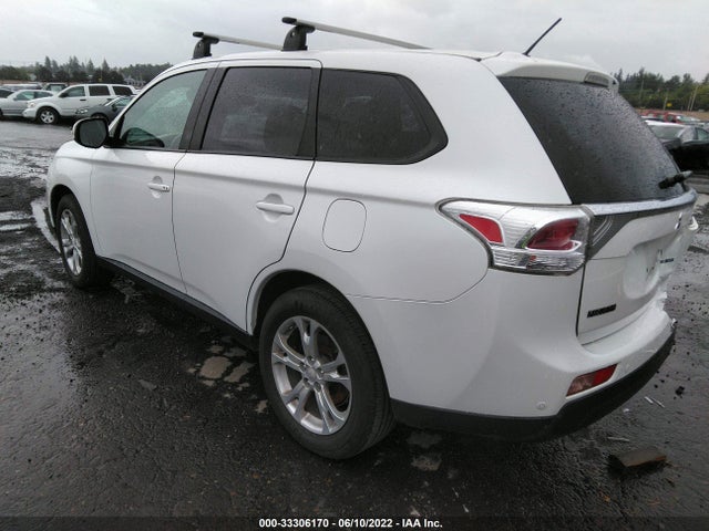 JA4AD3A33EZ013163 Mitsubishi Outlander Se