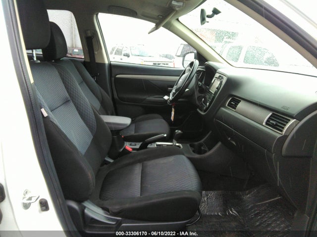 JA4AD3A33EZ013163 Mitsubishi Outlander Se