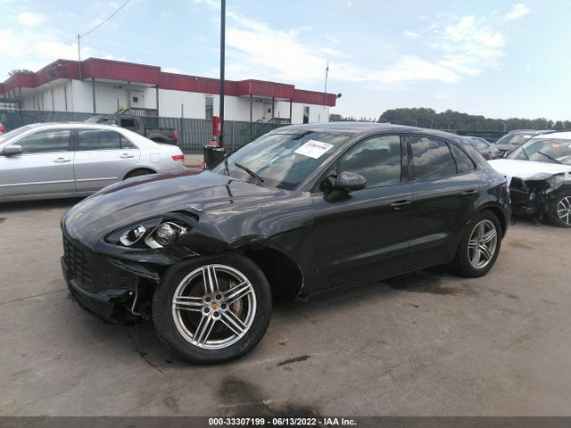 2017 Porsche Macan, VIN: WP1AB2A52HLB13266