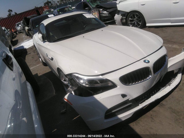 2016 BMW Z4, VIN: WBALL5C50G5A20352