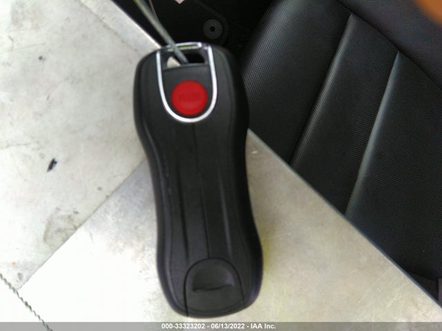 2020 Porsche 911, VIN: WP0AB2A94LS227871