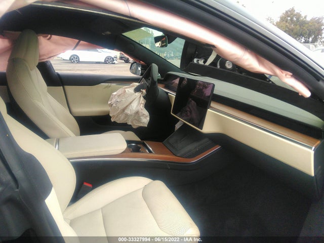 2022 Tesla Model S, VIN: 5YJSA1E52NF473939