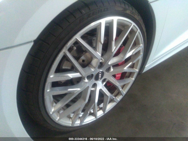 2017 Audi R8, VIN: WUAEAAFX7H7903183