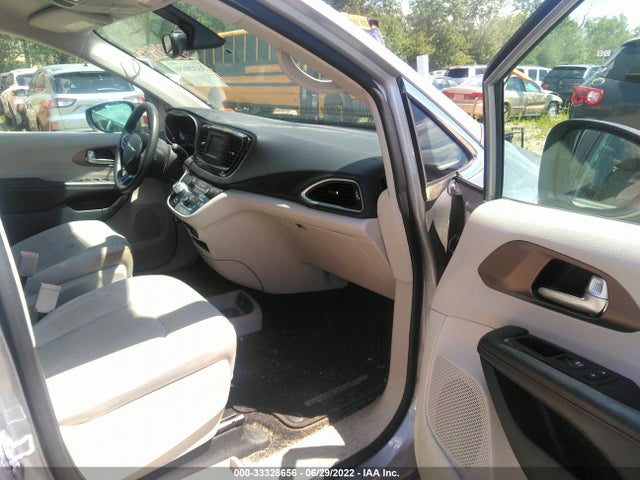 2C4RC1CG6HR644746 Chrysler Pacifica Lx