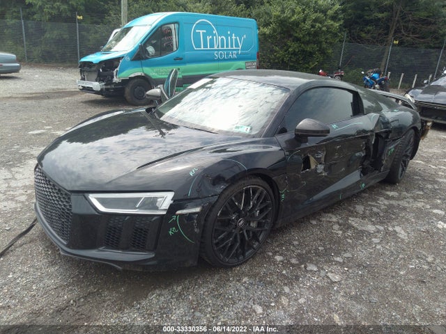 2018 Audi R8, VIN: WUAKBAFX6J7902158
