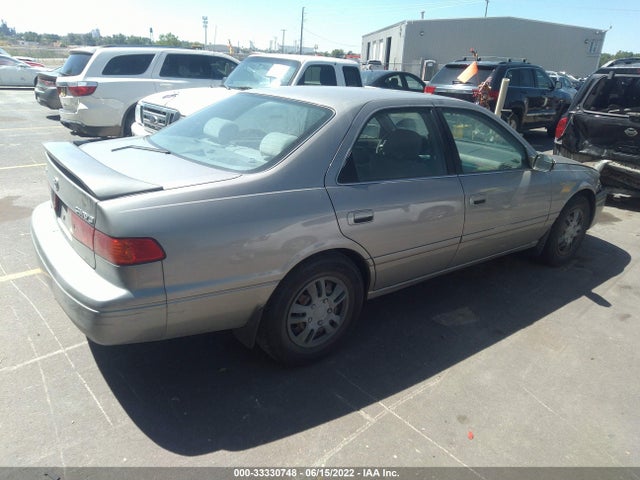 2000 TOYOTA CAMRY VIN: JT2BG22K2Y0478424