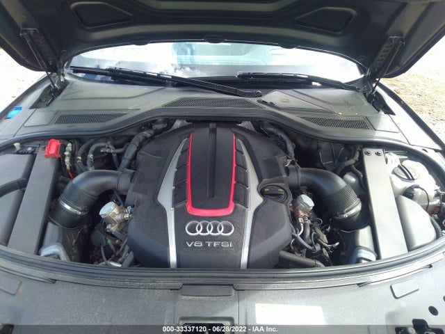 2016 Audi S8, VIN: WUAJ5AFD7GN900321