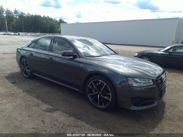 2016 Audi S8, VIN: WUAJ5AFD7GN900321