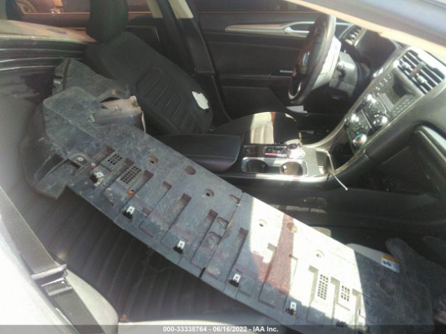 3FA6P0H72HR204078 Ford FUSION SE