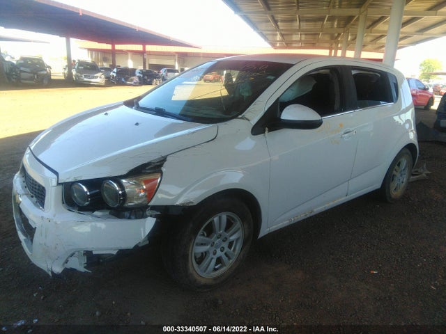 Chevrolet SONIC LT 2014 1G1JC6SH8E4222442 Image 2