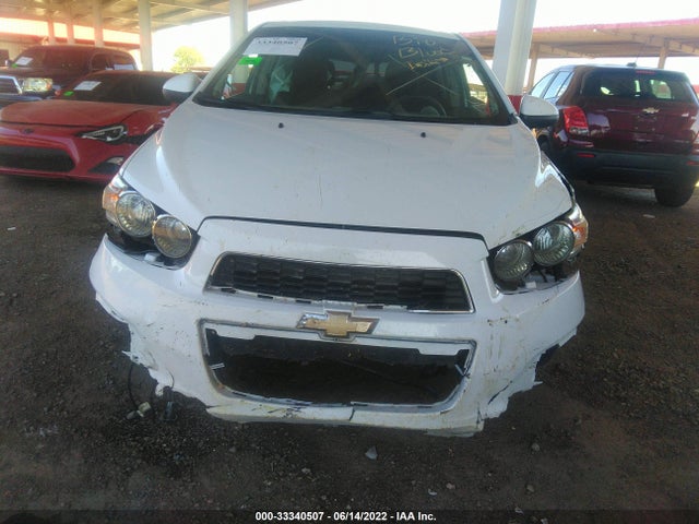 Chevrolet SONIC LT 2014 1G1JC6SH8E4222442 Image 8