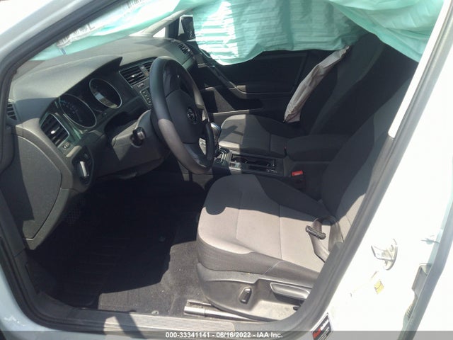 2016 Volkswagen Golf, VIN: WVWKP7AU7GW900805