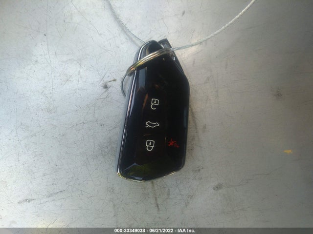 2021 Volkswagen ID.4, VIN: WVGTMPE20MP055688