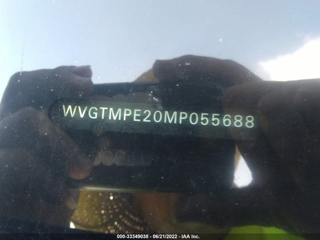 2021 Volkswagen ID.4, VIN: WVGTMPE20MP055688