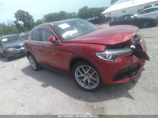2019 Alfa Romeo Stelvio, VIN: ZASPAKBNXK7C42246