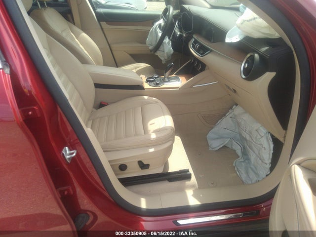2019 Alfa Romeo Stelvio, VIN: ZASPAKBNXK7C42246