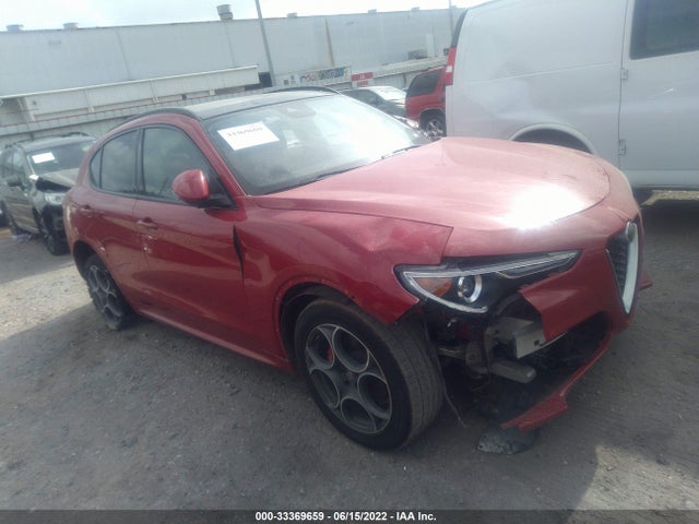 2020 Alfa Romeo Stelvio, VIN: ZASPAKAN8L7C89102