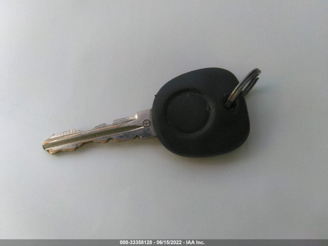 2006 SATURN ION VIN: 1G8AL55F36Z160409