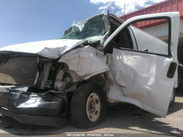 2018 Chevrolet Express, VIN: 1GCWGAF11J1338045