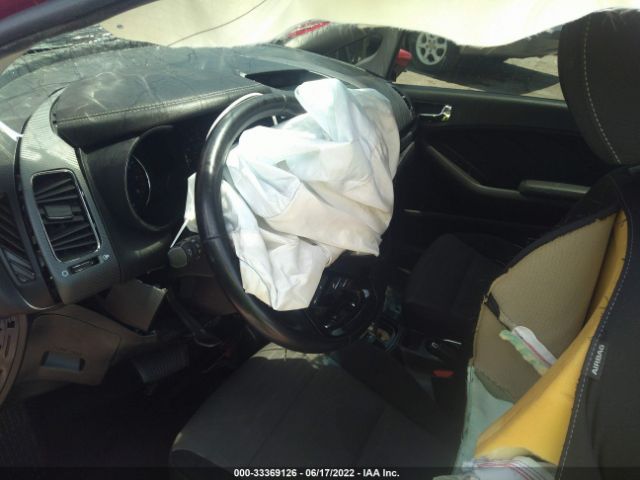 3KPFL4A78JE241012 KIA FORTE S