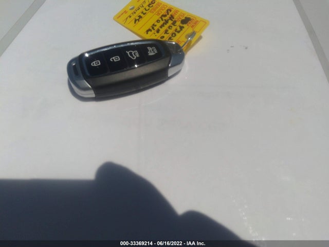 2020 Hyundai Veloster, VIN: KMHTH6ABXLU027384