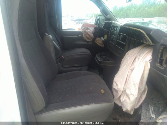 2018 GMC Savana, VIN: 1GTW7AFG9J1213993
