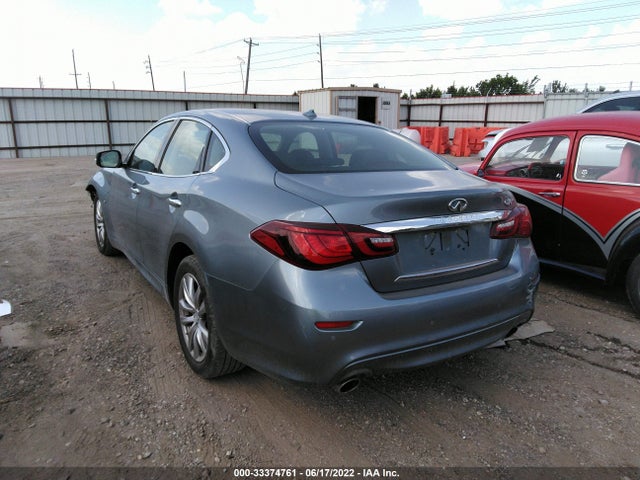 2018 Infiniti Q70, VIN: JN1BY1AP8JM180733