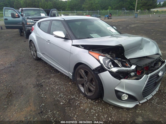 2015 Hyundai Veloster, VIN: KMHTC6AE3FU244353