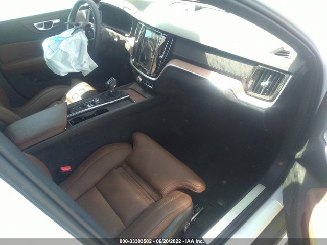 2021 Volvo V60, VIN: YV4102WK9M1069677